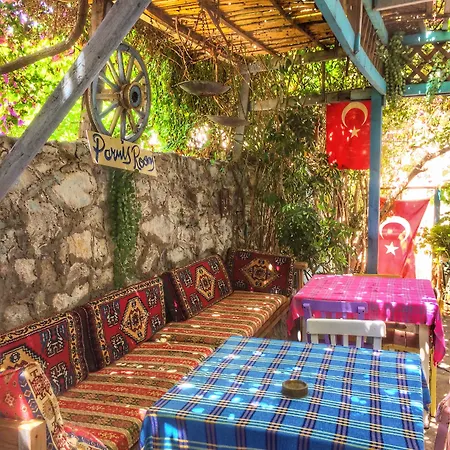 Parmis Çeşme