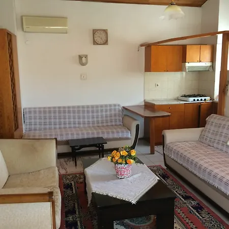 Kwatera prywatna Parmis